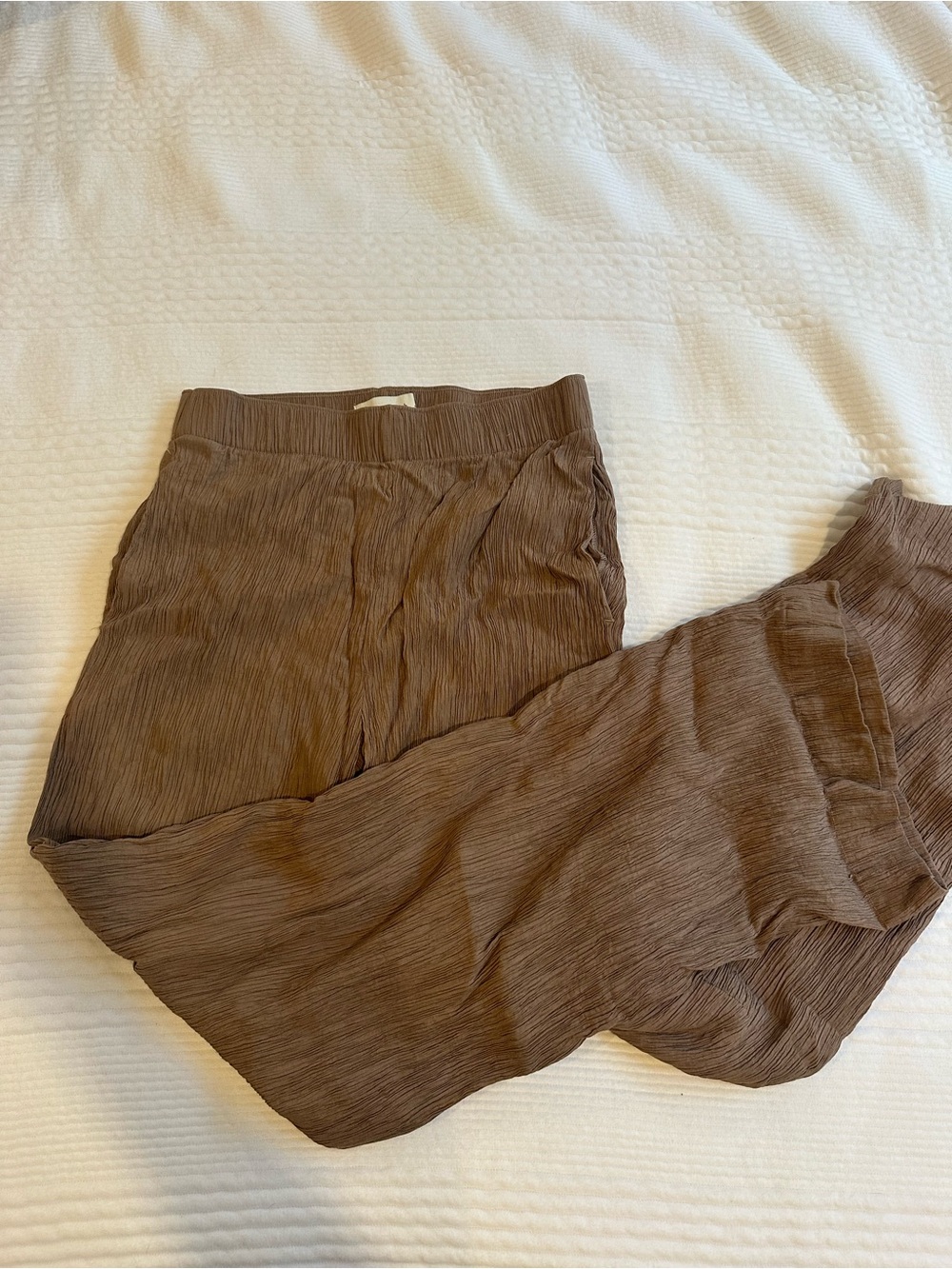 Abercrombie & Fitch Crinkle Textured Pull On Pant